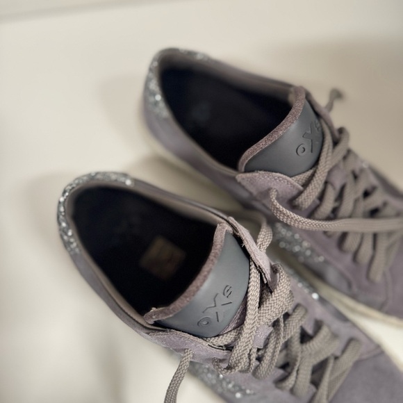 OXS Woobie Gray Silver Satin Suede Glitter Women's Sneaker 9.5 - Picture 7 of 13